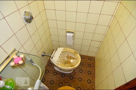 Apartamento à venda com 200m², 4 quartos e 2 vagas Apartamento à venda com 200m², 4 quartos e 2 vagasLavabo