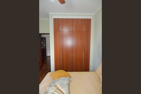 Apartamento à venda com 200m², 4 quartos e 2 vagas Apartamento à venda com 200m², 4 quartos e 2 vagasQuarto 4