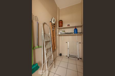 Apartamento para alugar com 72m², 2 quartos e sem vaga Apartamento para alugar com 72m², 2 quartos e sem vagaQuarto de Serviço