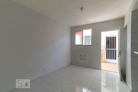 Sala / Quarto de kitnet/studio para alugar com 1 quarto, 30m² em Água Santa, Rio de Janeiro