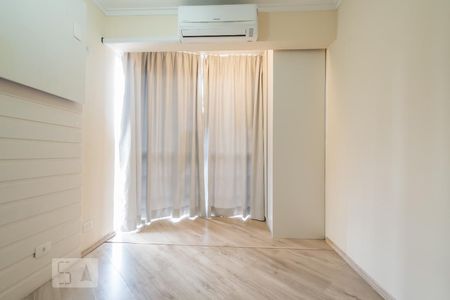 Casa de condomínio à venda com 168m², 3 quartos e 2 vagasQuarto 1