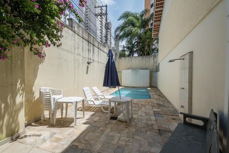 Casa de condomínio à venda com 168m², 3 quartos e 2 vagasÁrea Comum - Piscina