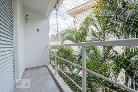 Casa de condomínio à venda com 168m², 3 quartos e 2 vagasVaranda Suíte