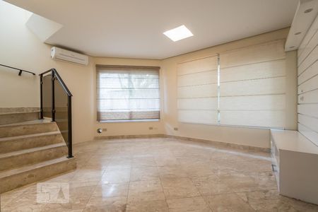 Sala de casa de condomínio à venda com 3 quartos, 168m² em Jardim Taquaral, São Paulo