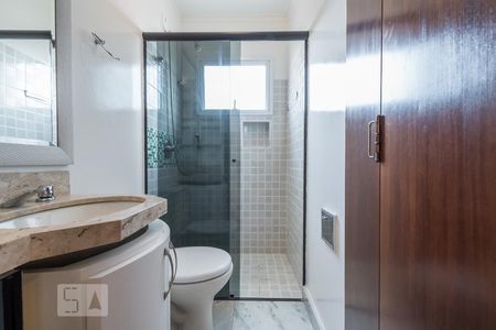 Casa de condomínio à venda com 168m², 3 quartos e 2 vagasBanheiro 1