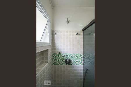 Casa de condomínio à venda com 168m², 3 quartos e 2 vagasBanheiro Suíte