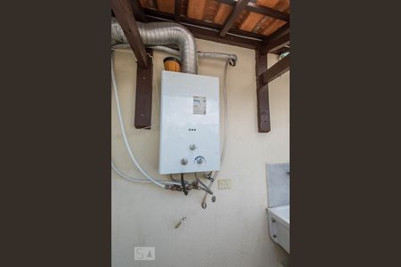 Casa de condomínio à venda com 168m², 3 quartos e 2 vagasÁrea de Serviço