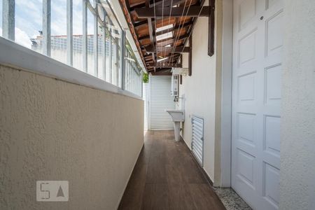 Casa de condomínio à venda com 168m², 3 quartos e 2 vagasCorredor Lateral