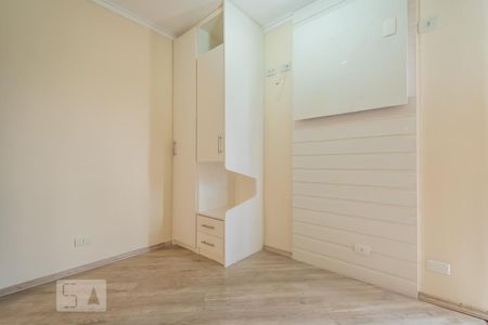 Casa de condomínio à venda com 168m², 3 quartos e 2 vagasQuarto 1