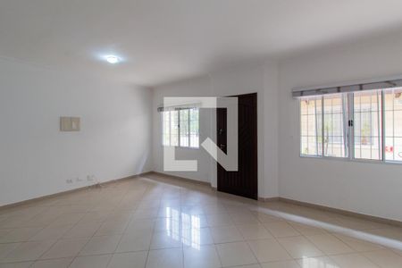 Sala de casa de condomínio para alugar com 3 quartos, 134m² em Jardim Ampliacao, São Paulo