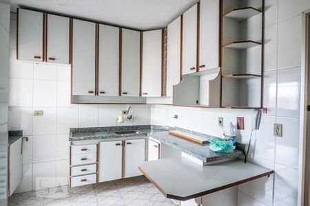 Apartamento à venda com 124m², 3 quartos e 2 vagasCozinha