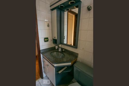 Apartamento à venda com 124m², 3 quartos e 2 vagasBanheiro