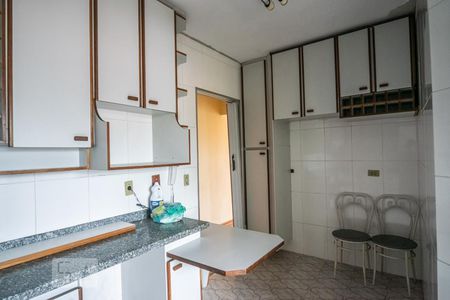 Apartamento à venda com 124m², 3 quartos e 2 vagasCozinha