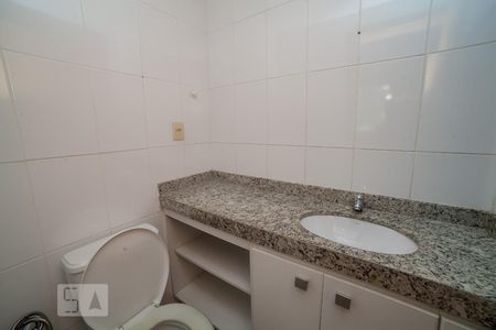 Banheiro da Suíte de apartamento para alugar com 3 quartos, 75m² em Maria Virgínia, Belo Horizonte