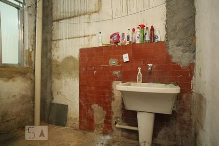 Casa à venda com 70m², 2 quartos e 1 vagaÁrea de Serviço