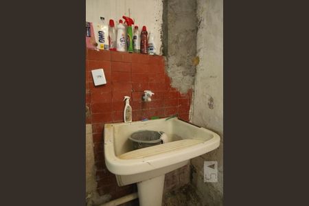 Casa à venda com 70m², 2 quartos e 1 vagaÁrea de Serviço