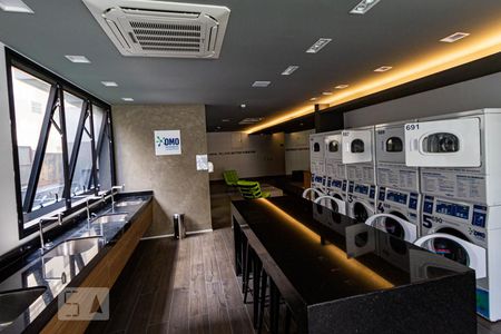 Studio para alugar com 32m², 1 quarto e 1 vaga Studio para alugar com 32m², 1 quarto e 1 vagaLavanderia