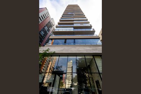 Studio para alugar com 32m², 1 quarto e 1 vaga Studio para alugar com 32m², 1 quarto e 1 vagaFachada