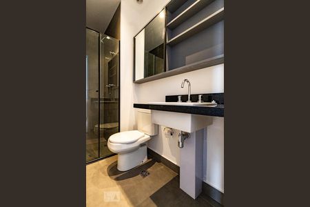 Studio para alugar com 32m², 1 quarto e 1 vaga Studio para alugar com 32m², 1 quarto e 1 vagaBanheiro