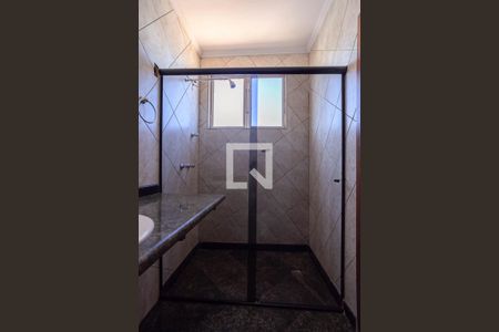 Apartamento à venda com 250m², 4 quartos e 1 vagaBanheiro da suíte 4