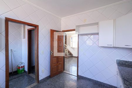 Apartamento à venda com 250m², 4 quartos e 1 vagaCozinha 