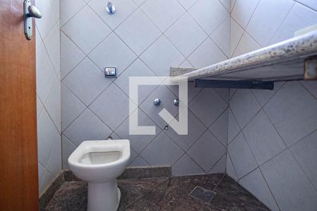 Apartamento à venda com 250m², 4 quartos e 1 vagaBanheiro da suíte 1 
