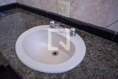 Apartamento à venda com 250m², 4 quartos e 1 vagaBanheiro da suíte 4