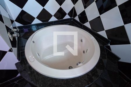 Apartamento à venda com 250m², 4 quartos e 1 vagaBanheiro da suíte 3