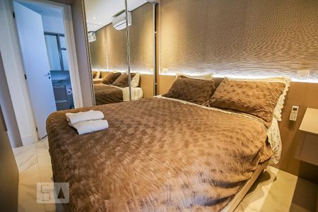 Apartamento à venda com 40m², 1 quarto e 1 vaga Apartamento à venda com 40m², 1 quarto e 1 vagaSuíte