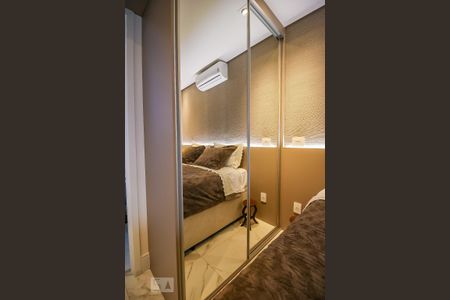 Apartamento à venda com 40m², 1 quarto e 1 vaga Apartamento à venda com 40m², 1 quarto e 1 vagaCloset da suíte