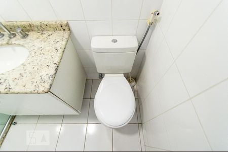 Apartamento para alugar com 74m², 2 quartos e 1 vaga Apartamento para alugar com 74m², 2 quartos e 1 vagaBanheiro