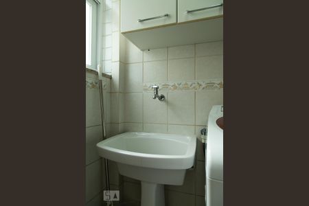 Apartamento para alugar com 74m², 2 quartos e 1 vagaÁrea de Serviço