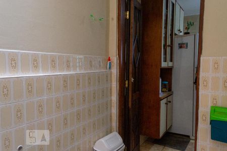 Casa à venda com 210m², 3 quartos e 2 vagasÁrea de Serviço