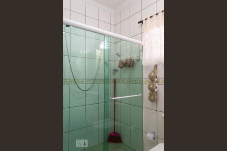 Casa à venda com 210m², 3 quartos e 2 vagasBanheiro 2