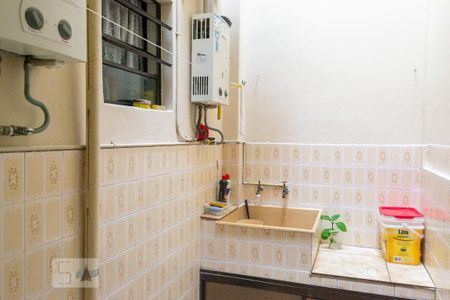 Casa à venda com 210m², 3 quartos e 2 vagasÁrea de Serviço