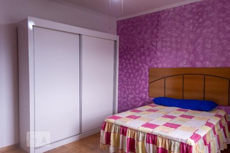 Casa à venda com 210m², 3 quartos e 2 vagasQuarto 2