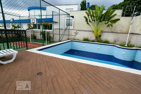 Apartamento à venda com 95m², 4 quartos e 2 vagasÁrea Comum - Piscina