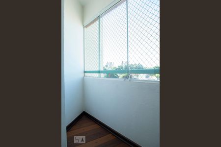 SACADA SALA de apartamento à venda com 2 quartos, 63m² em Vila Roque, São Paulo