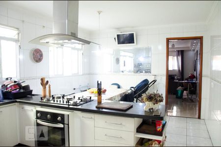Casa à venda com 136m², 3 quartos e 2 vagasCopa - Cozinha