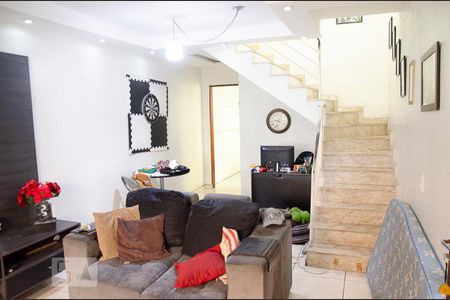 Sala de casa à venda com 3 quartos, 136m² em Vila Nova Carolina, São Paulo