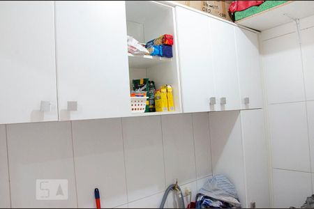 Casa à venda com 136m², 3 quartos e 2 vagasLavanderia