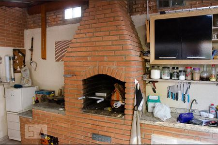 Casa à venda com 136m², 3 quartos e 2 vagasChurrasqueira