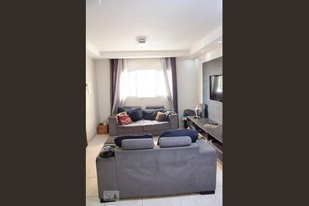 Sala de casa à venda com 3 quartos, 136m² em Vila Nova Carolina, São Paulo