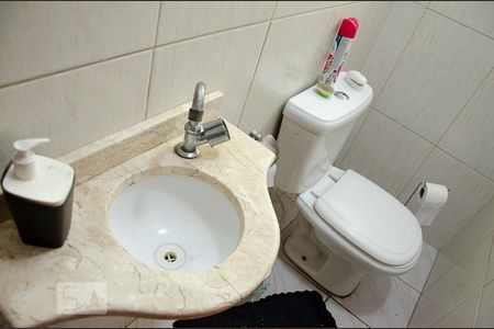 Casa à venda com 136m², 3 quartos e 2 vagasLavabo