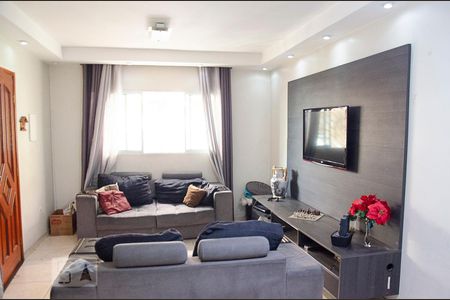 Sala de casa à venda com 3 quartos, 136m² em Vila Nova Carolina, São Paulo