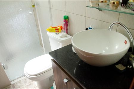 Casa à venda com 136m², 3 quartos e 2 vagasBanheiro da Suíte 1