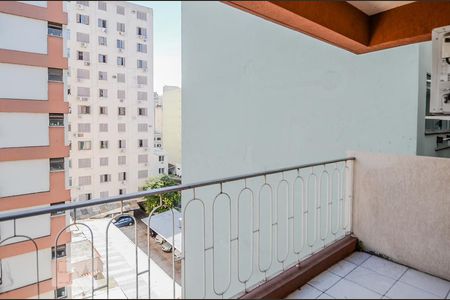 Apartamento para alugar com 45m², 1 quarto e sem vaga Apartamento para alugar com 45m², 1 quarto e sem vagaSacada