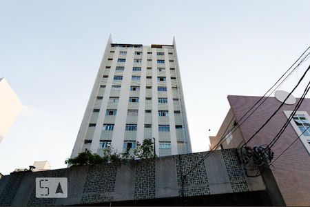 Studio para alugar com 26m², 1 quarto e sem vaga Studio para alugar com 26m², 1 quarto e sem vagaFachada