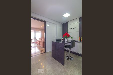 Apartamento à venda com 104m², 3 quartos e 2 vagasCozinha