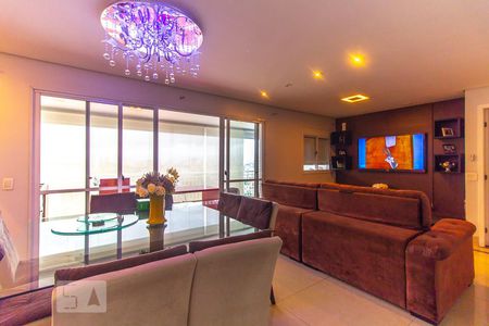 Sala de apartamento à venda com 3 quartos, 104m² em Jardim Avelino, São Paulo